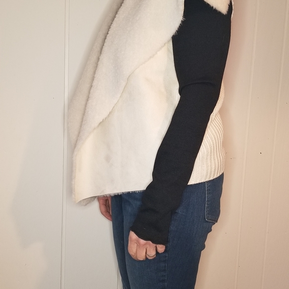 Fleece/sweater vest - Picture 4 of 6